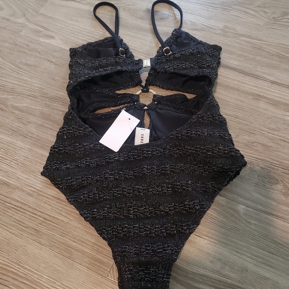 Suboo Nadine One Piece in Black and Gold - Picture 14 of 16